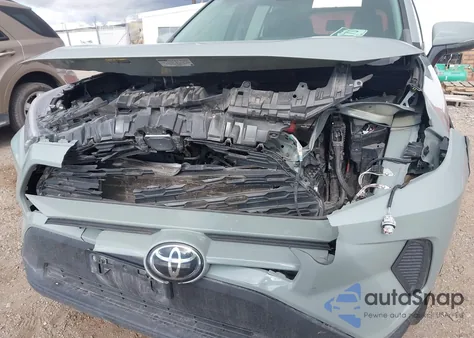 2023 Toyota Rav4 Xle z USA, uszkodzony, nr VIN 2T3P1RFV6PW372791